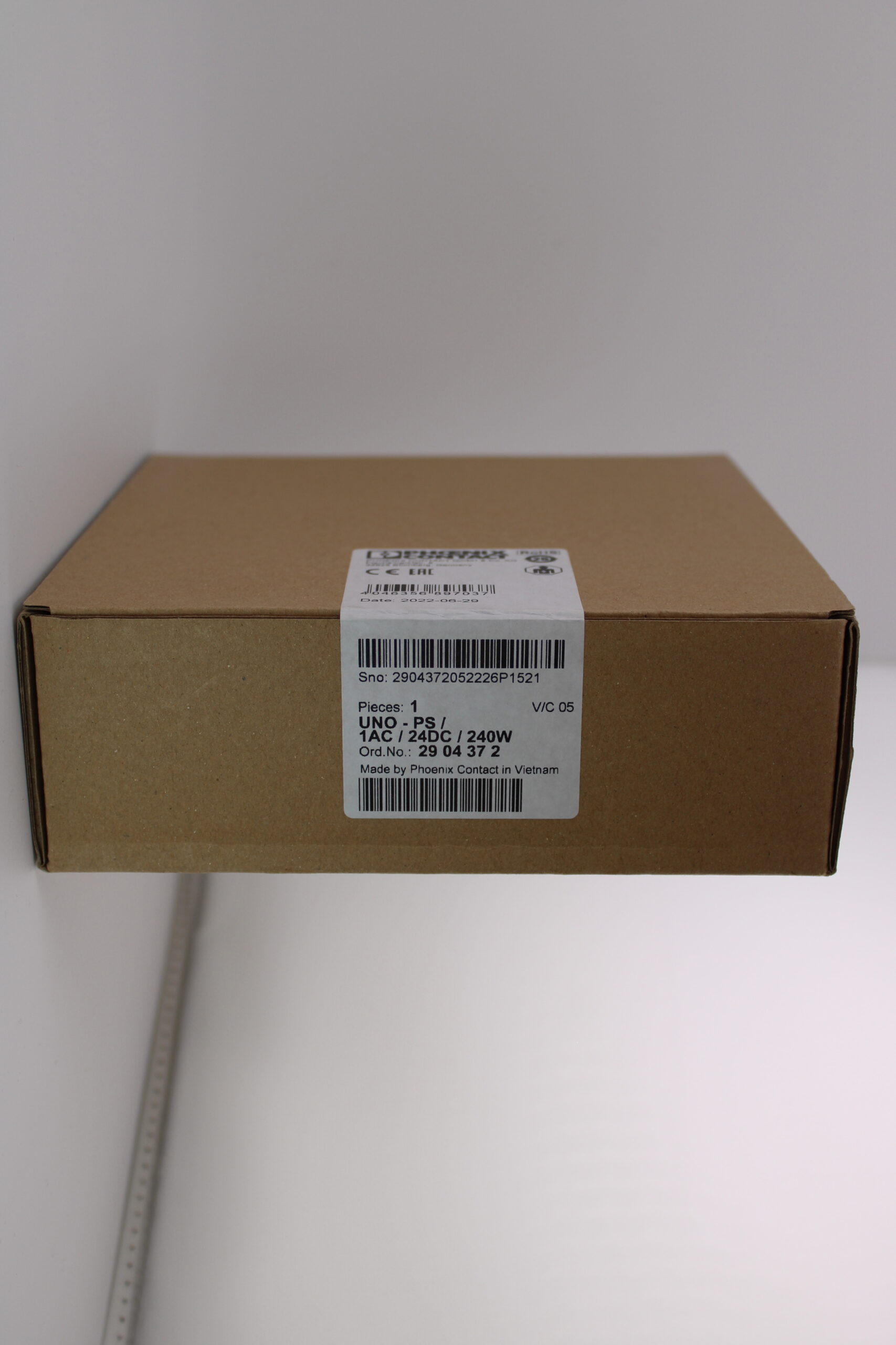 2904372 – PHOENIX CONTACT – Power Supply, DC; Switcher; 100–240VAC Input; 24VDC Output; 240W - Image 2